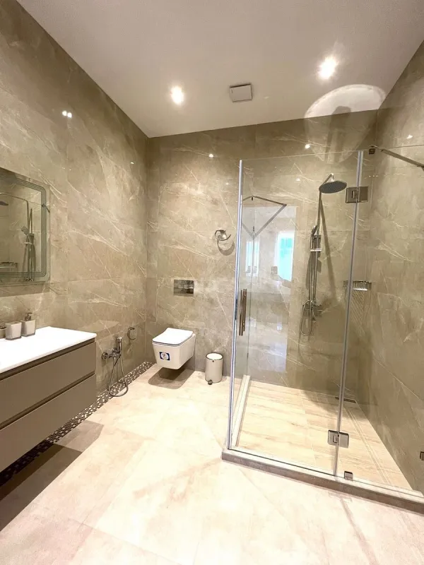 Satılır 8 otaqlı həyət evi 620 m²