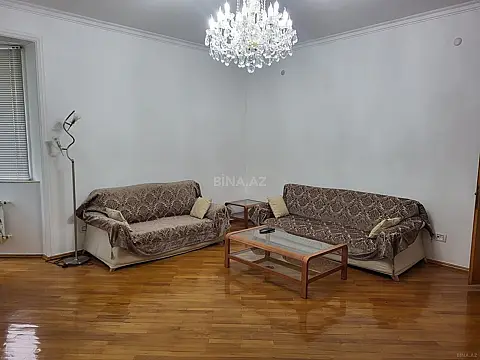 Kirayə verilir 4 otaqlı mənzil 150 m²