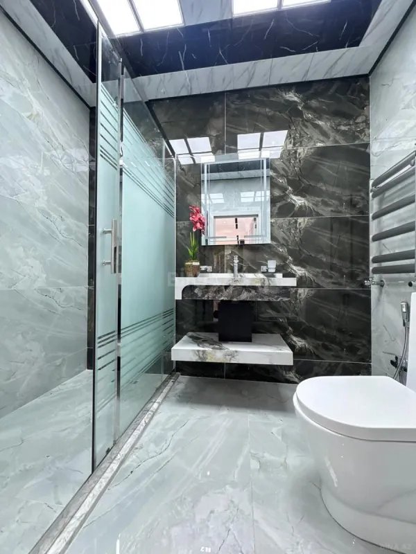 Satılır 2 otaqlı mənzil 85 m²