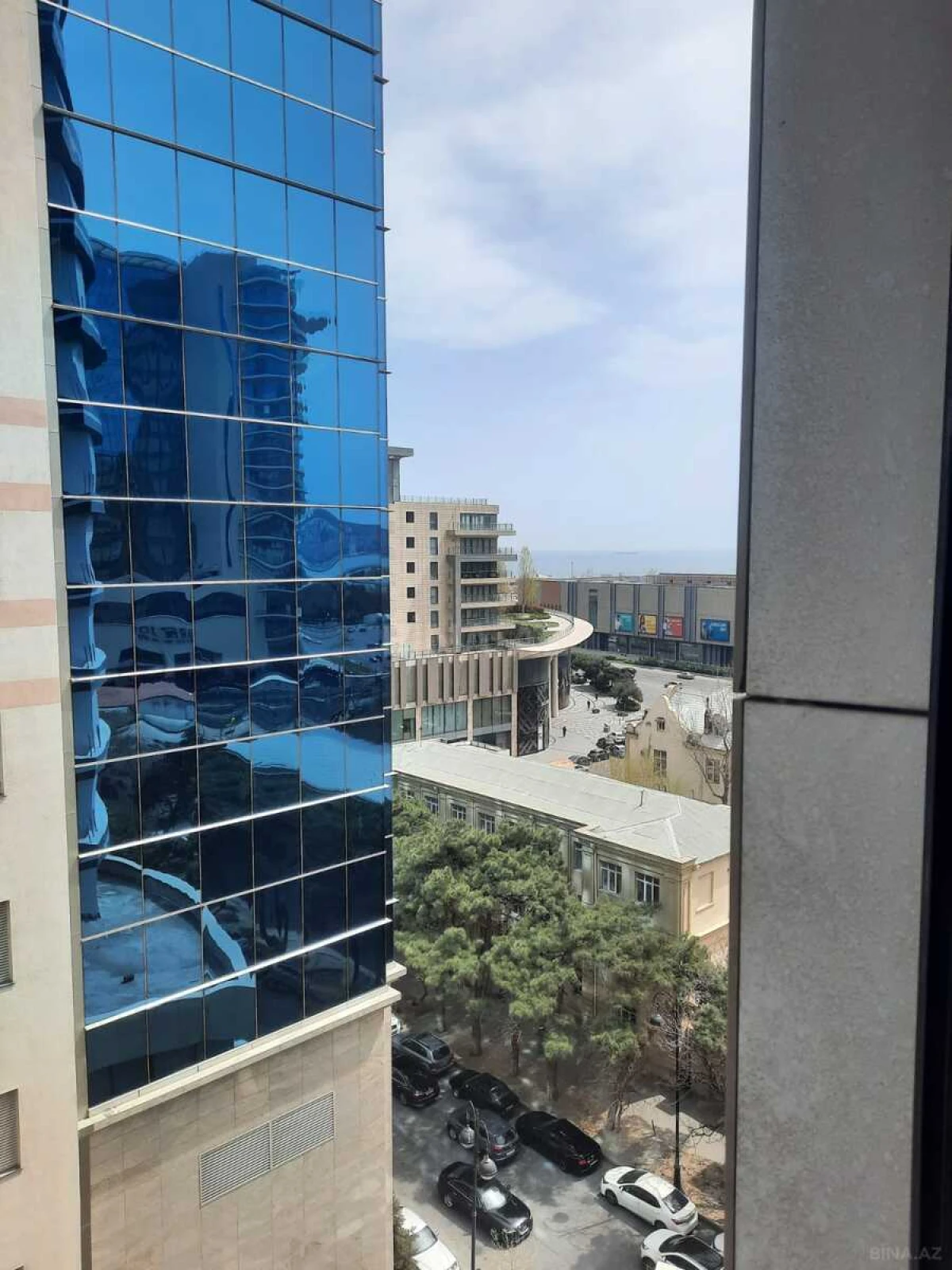 Kirayə verilir 2 otaqlı mənzil 63 m²