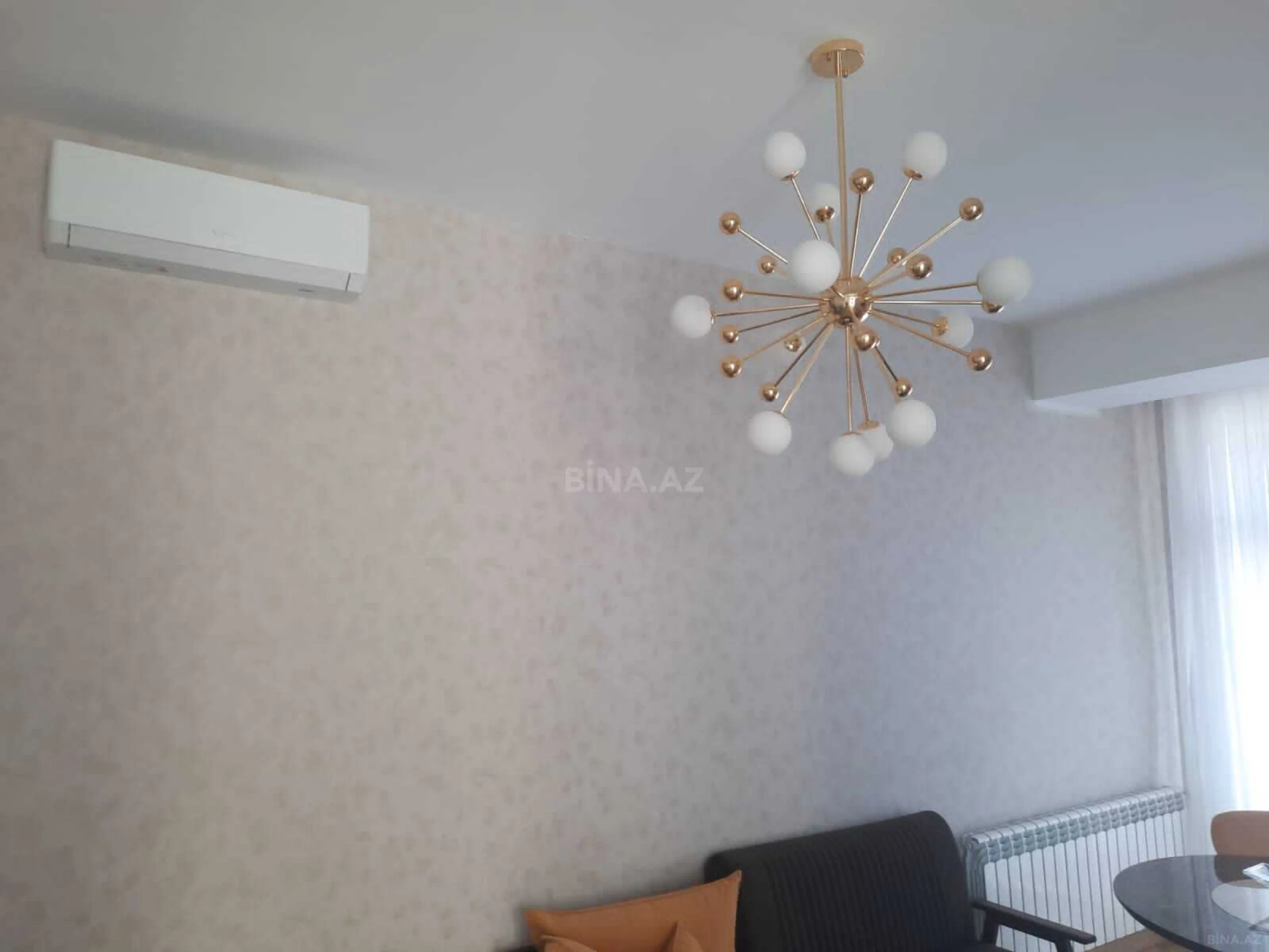 Kirayə verilir 2 otaqlı mənzil 63 m²