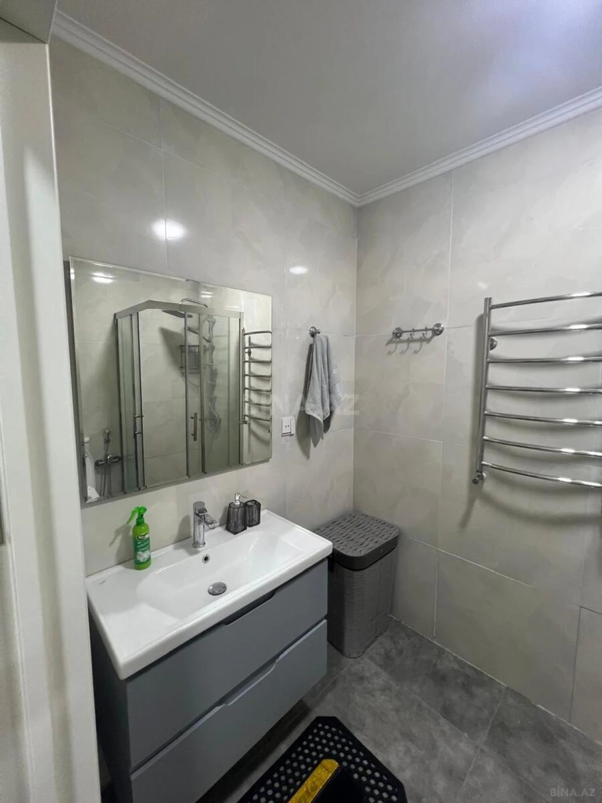 Kirayə verilir 2 otaqlı mənzil 63 m²