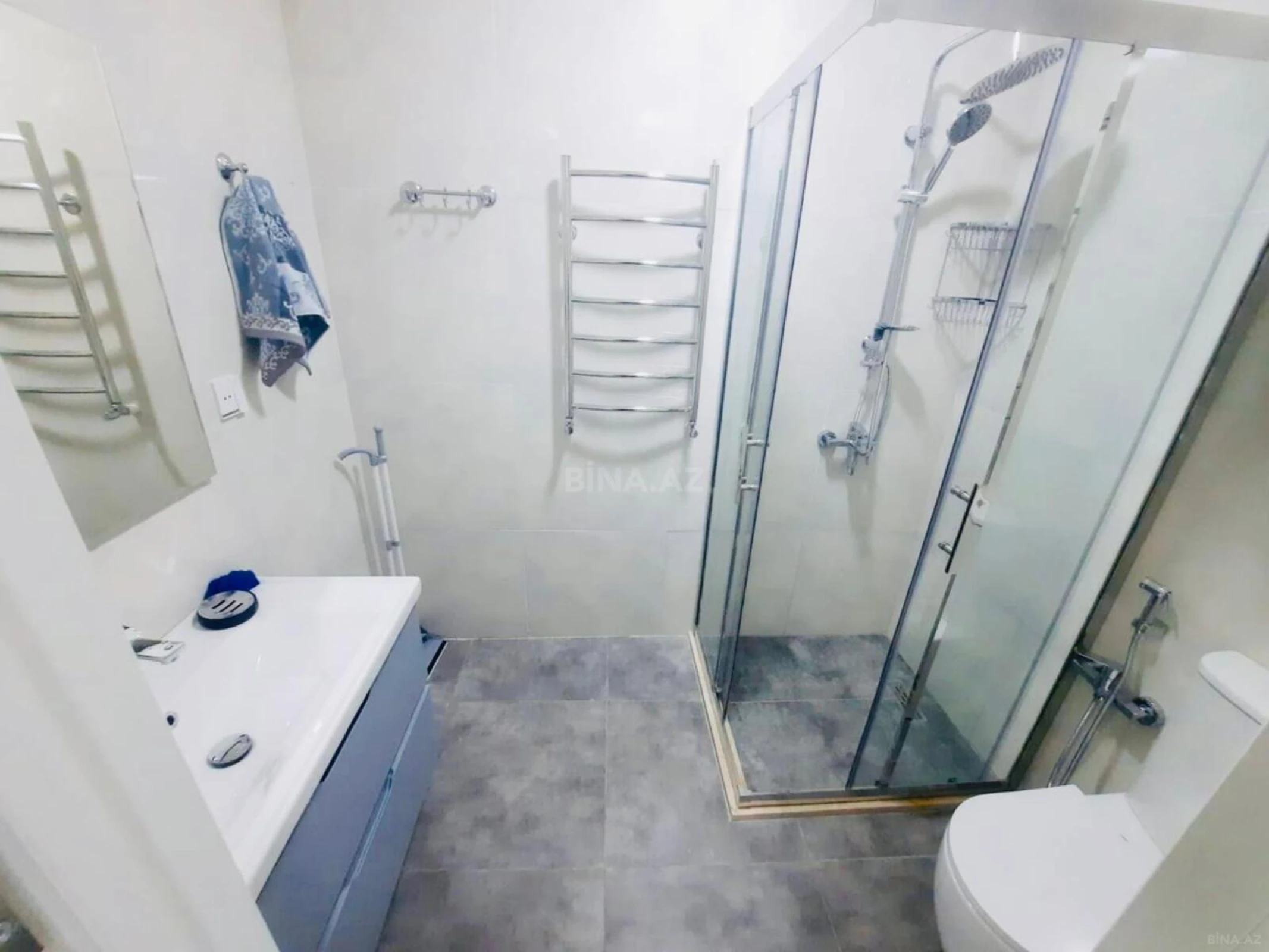 Kirayə verilir 2 otaqlı mənzil 63 m²