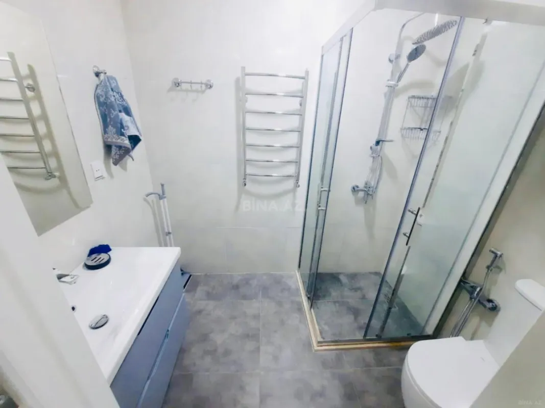 Kirayə verilir 2 otaqlı mənzil 63 m²