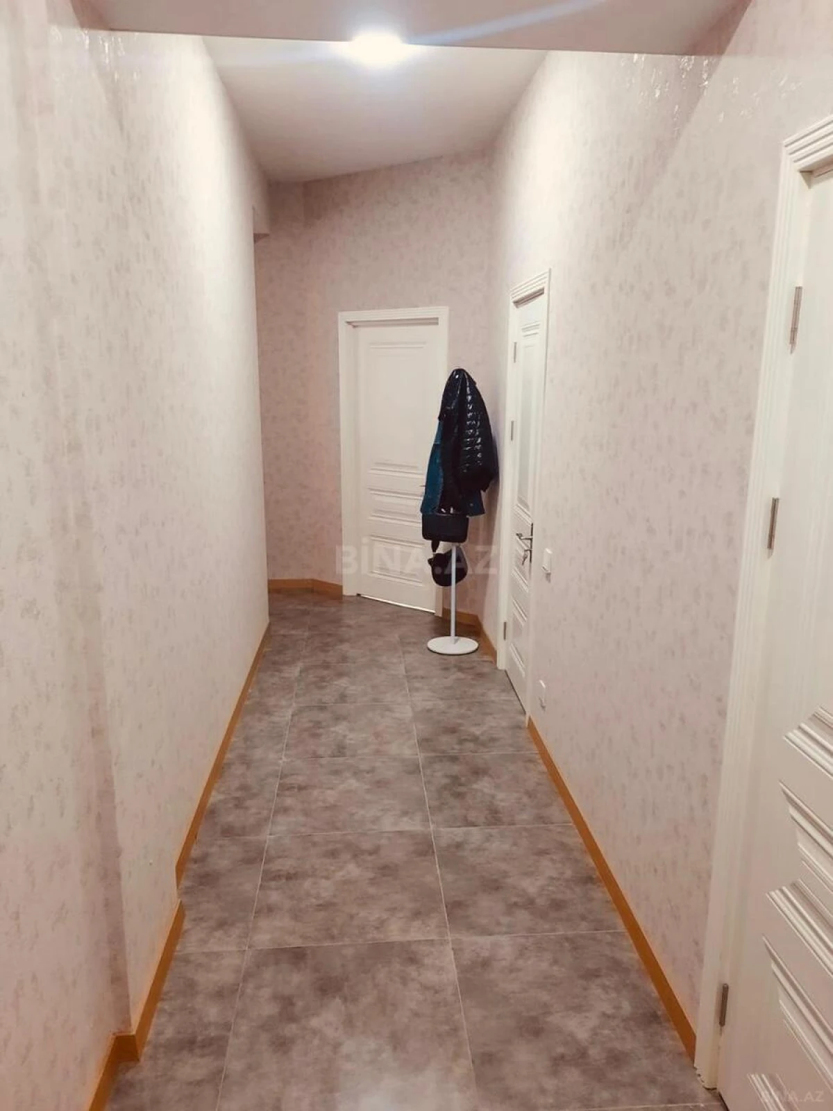 Kirayə verilir 2 otaqlı mənzil 63 m²