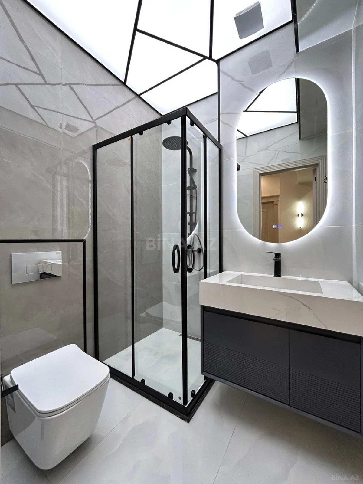 Satılır 3 otaqlı mənzil 110 m²