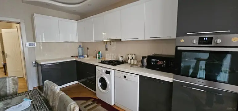 Kirayə verilir 3 otaqlı mənzil 136 m²