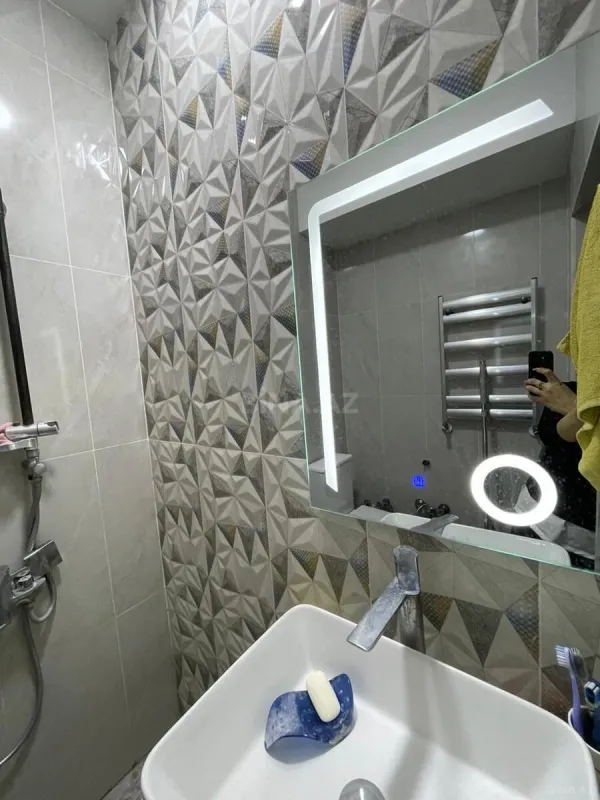 Satılır 3 otaqlı mənzil 78.8 m²