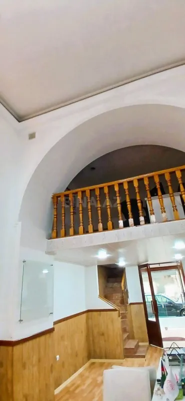 Satılır obyekt 90 m²