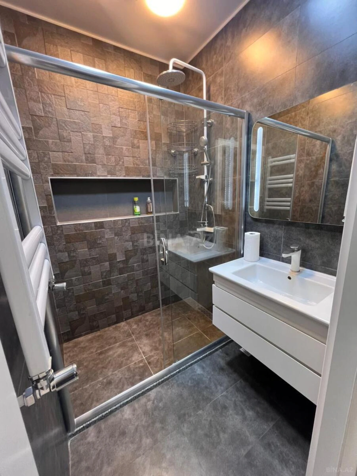 Satılır 3 otaqlı mənzil 95 m²