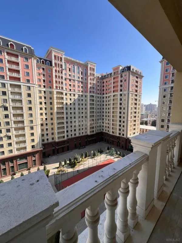 Satılır 3 otaqlı mənzil 95 m²