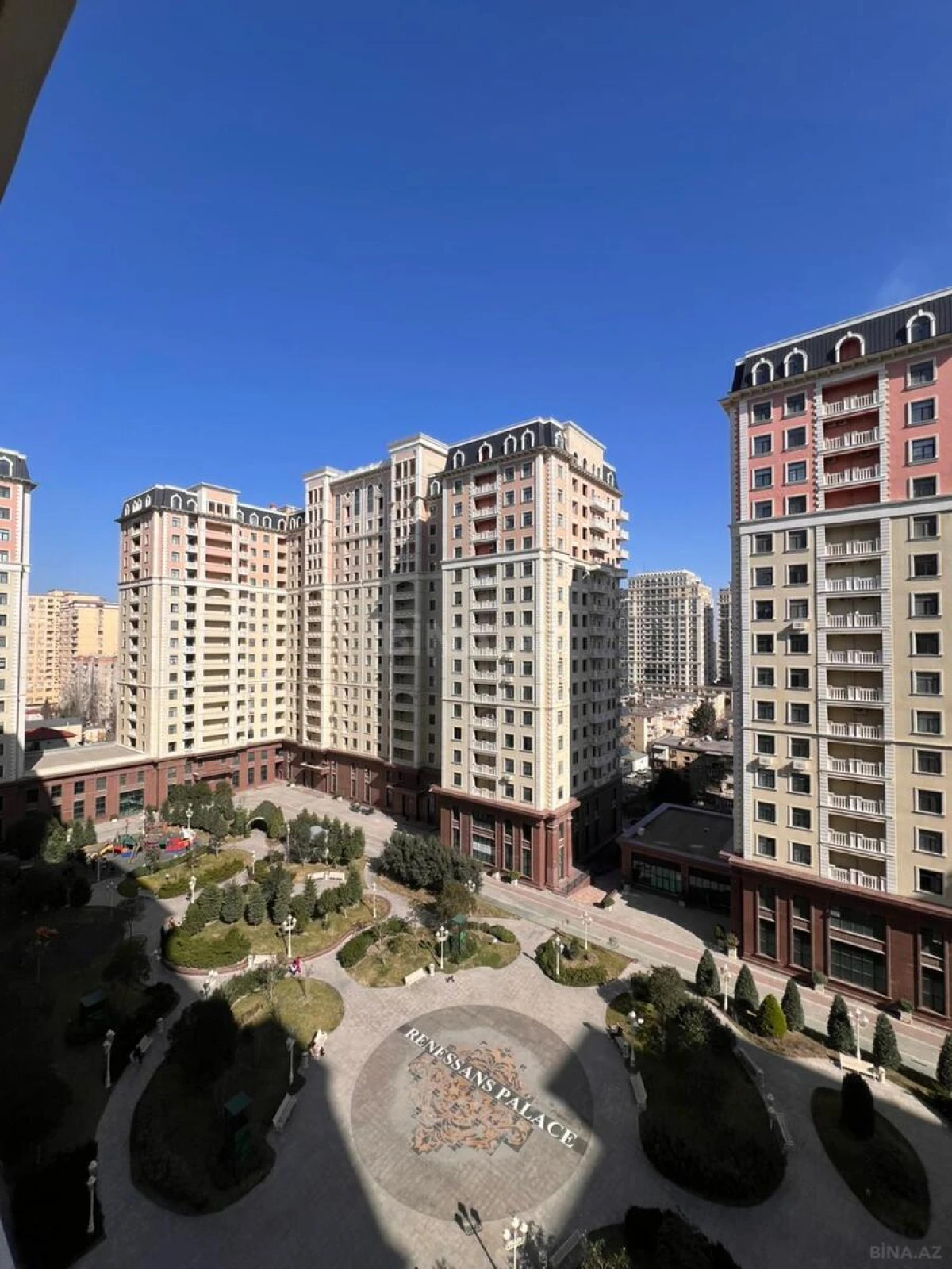 Satılır 3 otaqlı mənzil 95 m²