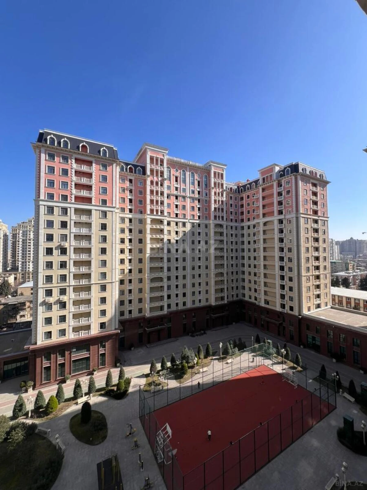 Satılır 3 otaqlı mənzil 95 m²