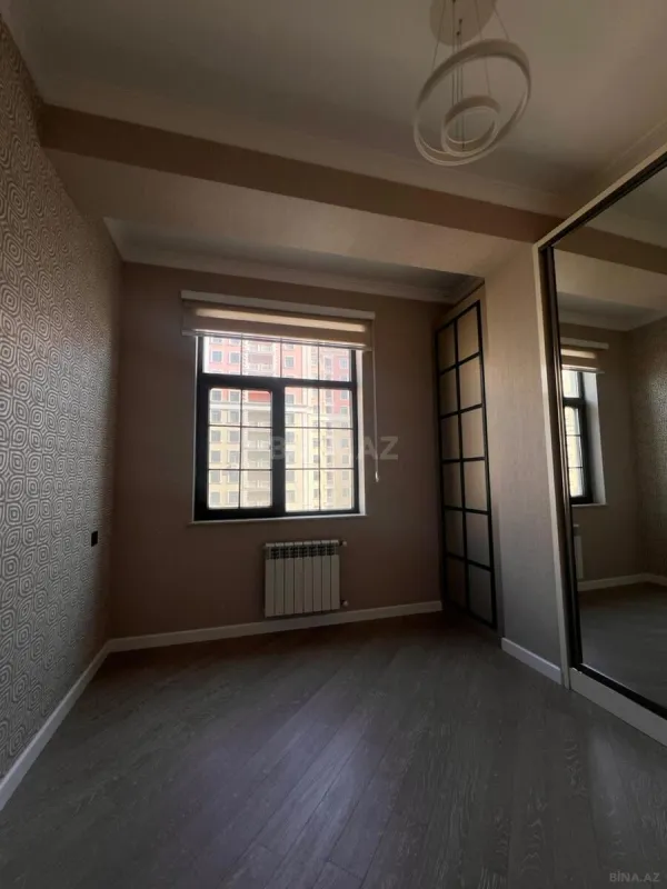 Satılır 3 otaqlı mənzil 95 m²