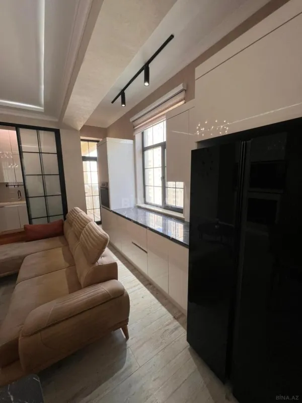 Satılır 3 otaqlı mənzil 95 m²