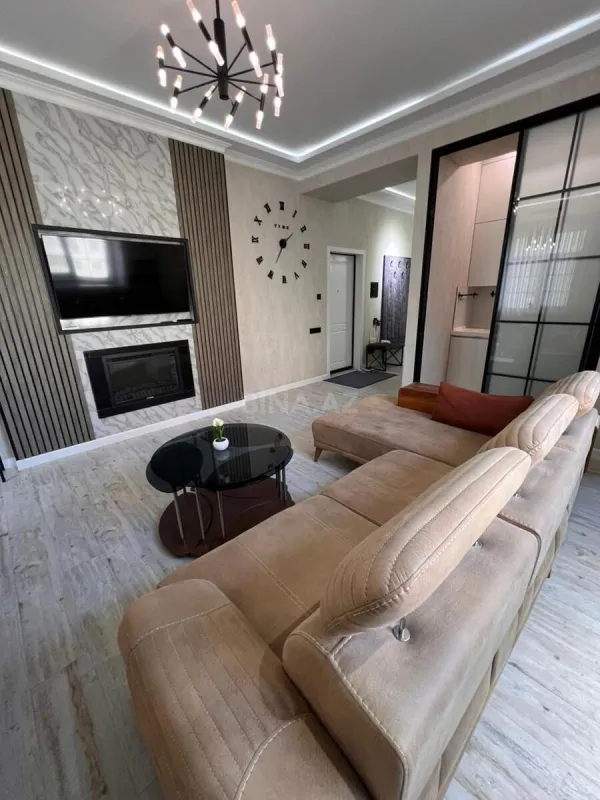Satılır 3 otaqlı mənzil 95 m²