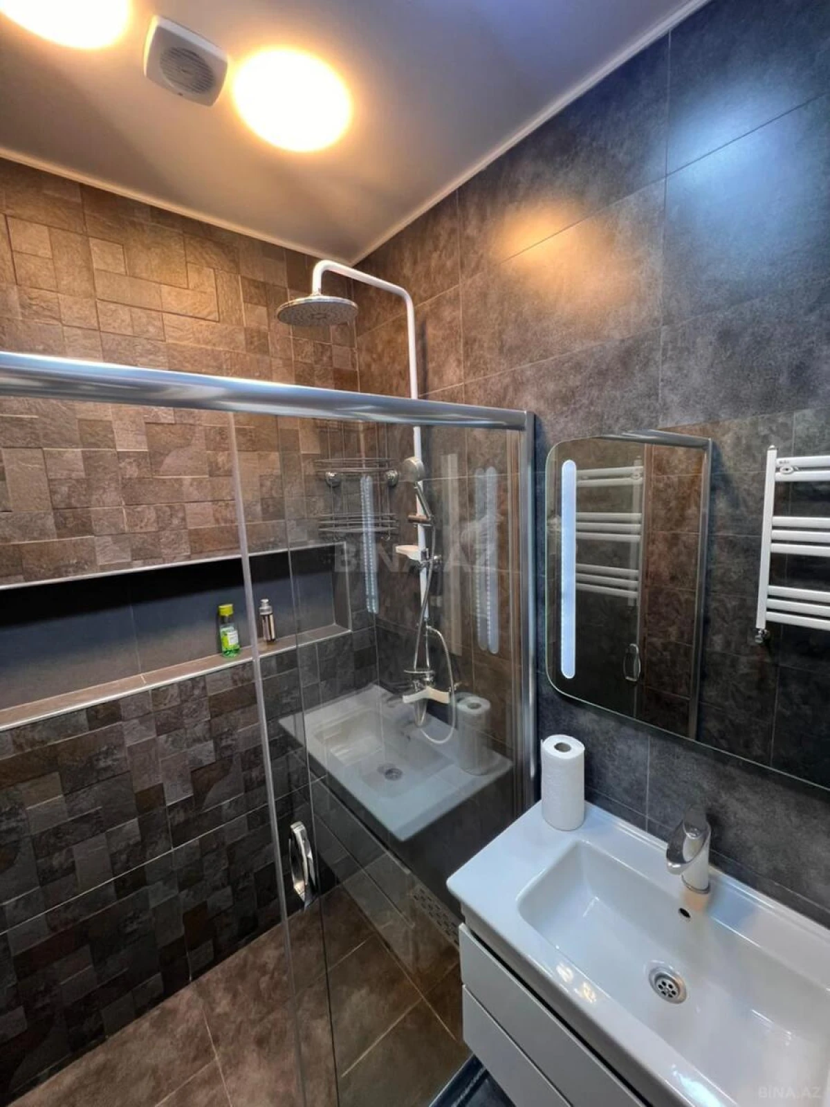 Satılır 3 otaqlı mənzil 95 m²