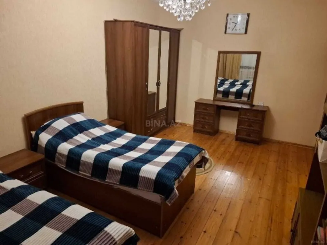 Satılır 3 otaqlı mənzil 95 m²