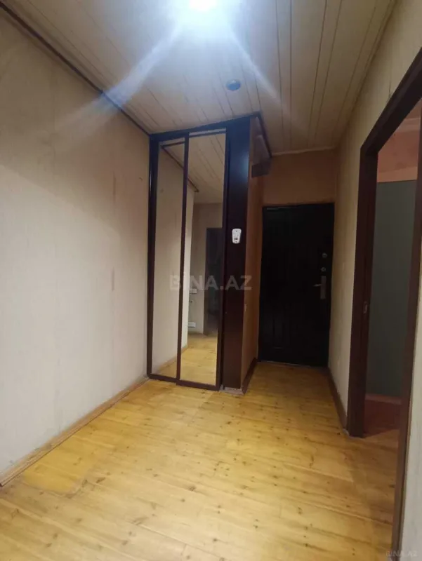 Satılır 3 otaqlı mənzil 82 m²