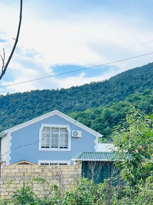 Kirayə verilir 3 otaqlı həyət evi 90 m²