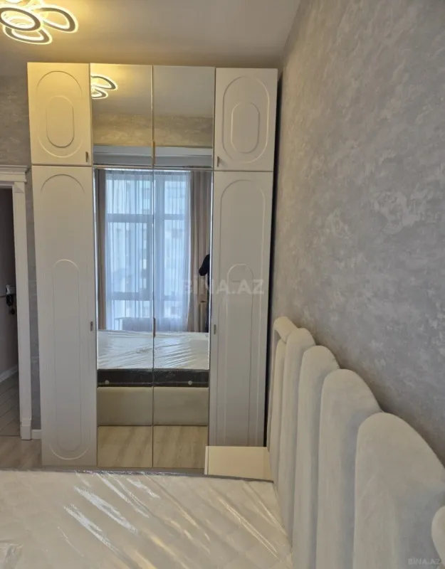 Satılır 2 otaqlı mənzil 75 m²