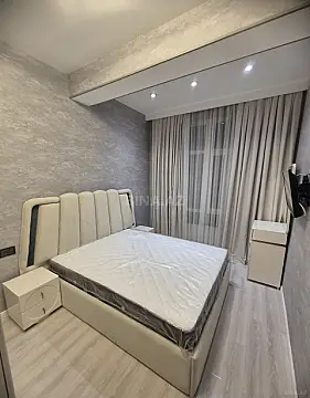 Satılır 2 otaqlı mənzil 75 m²