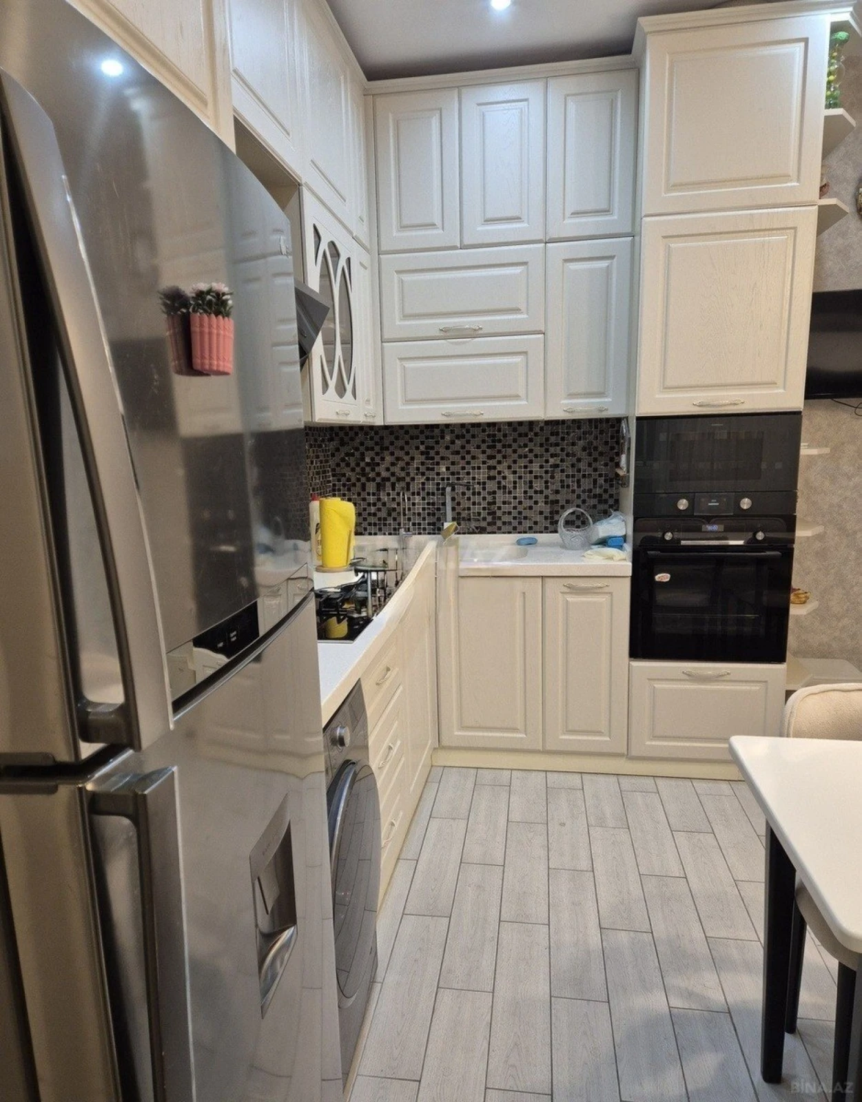 Satılır 2 otaqlı mənzil 75 m²