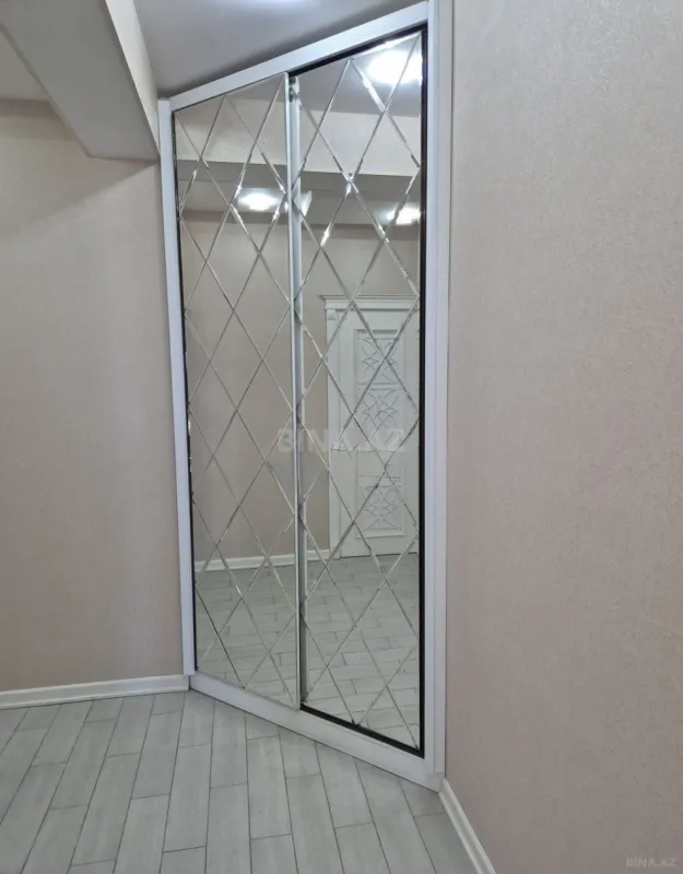 Satılır 2 otaqlı mənzil 75 m²
