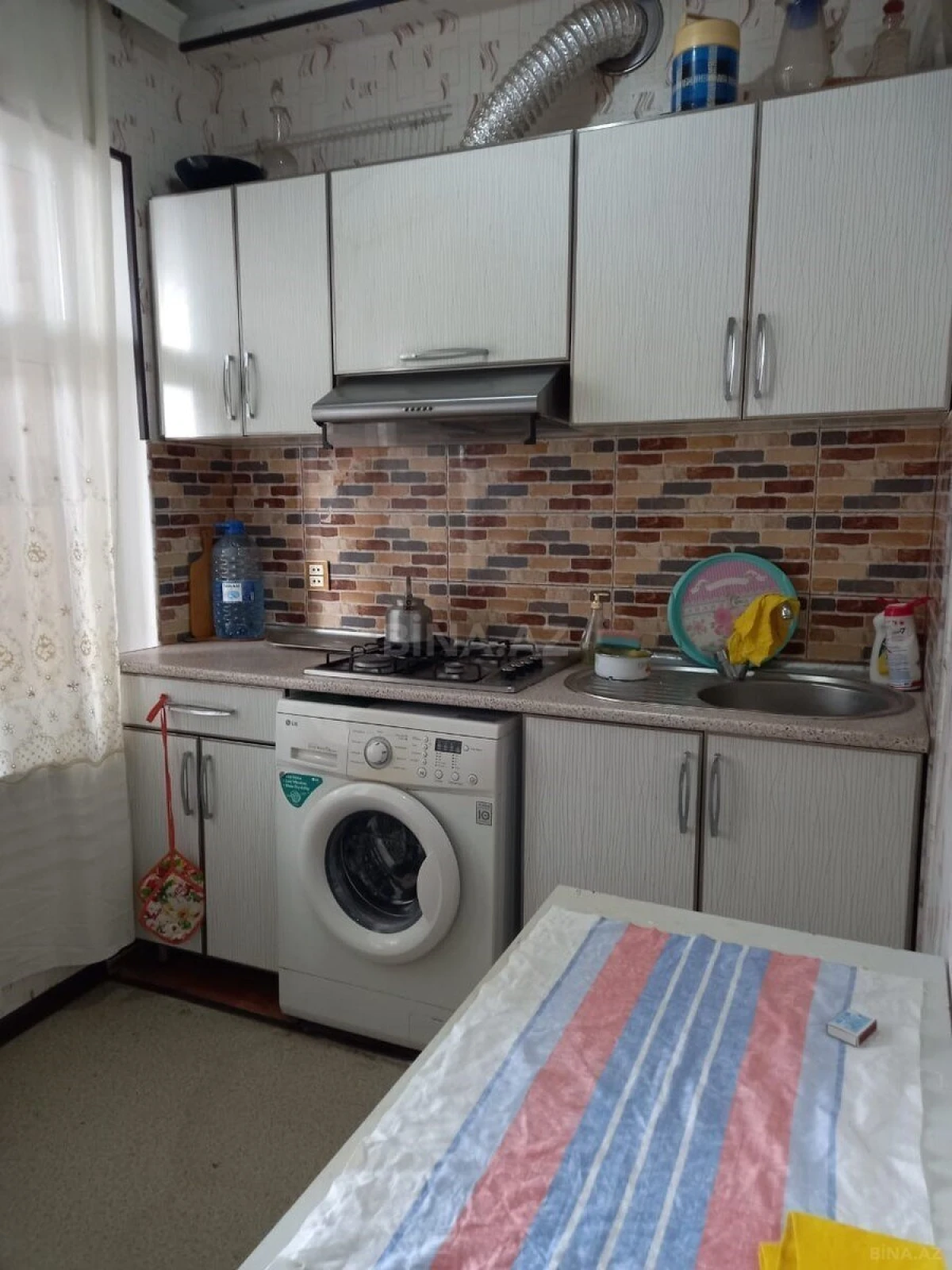 Satılır 1 otaqlı mənzil 42 m²