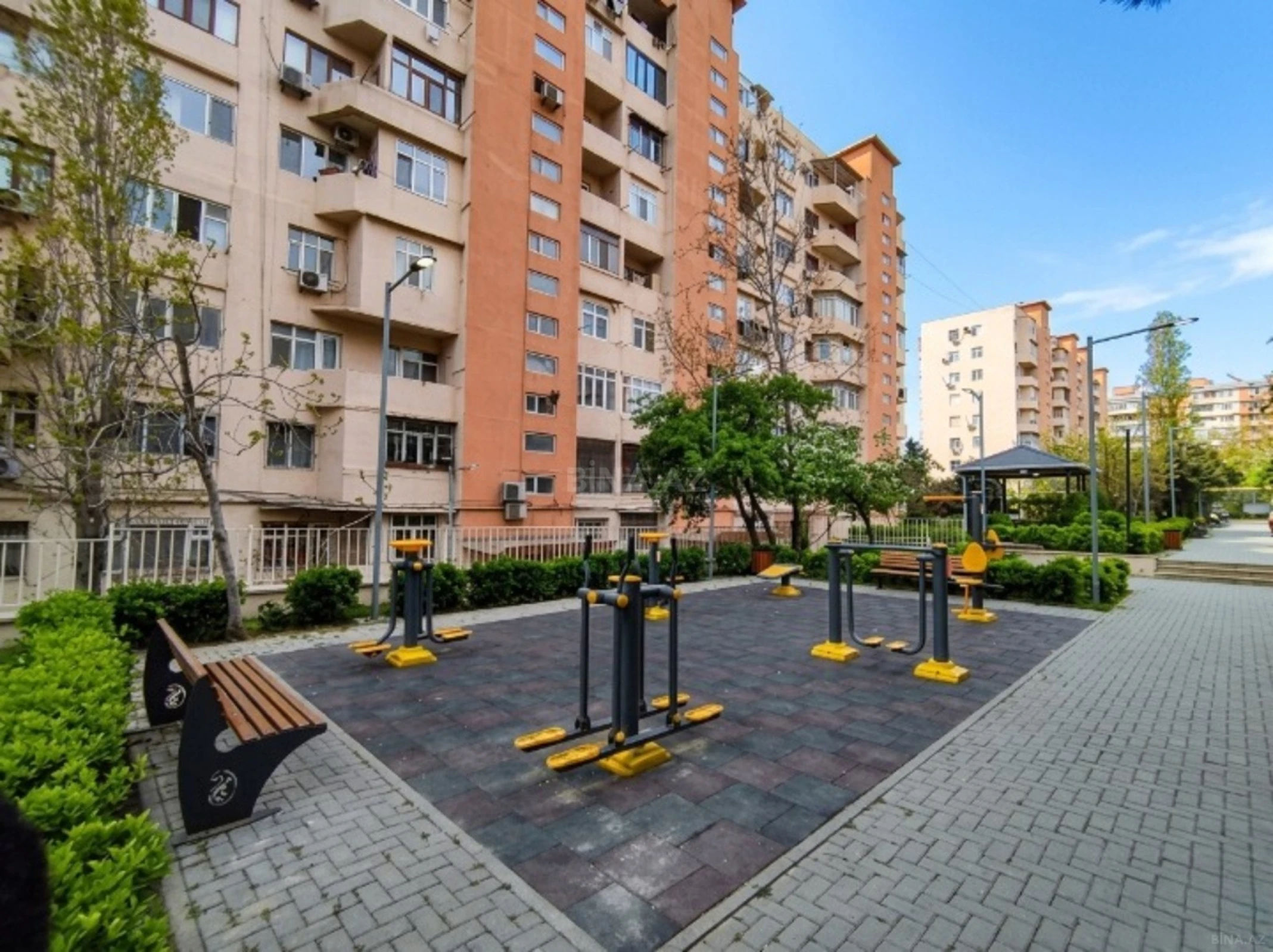 Satılır 1 otaqlı mənzil 35 m²