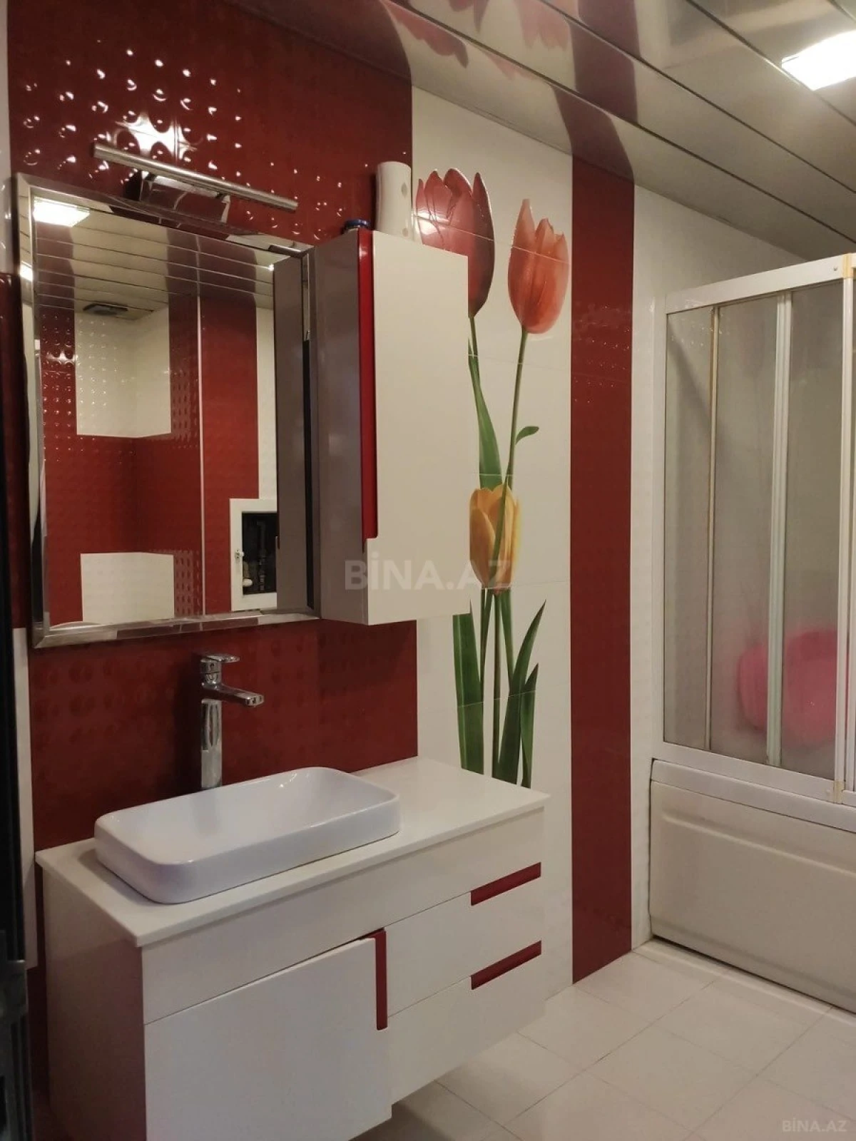 Satılır 3 otaqlı mənzil 115 m²