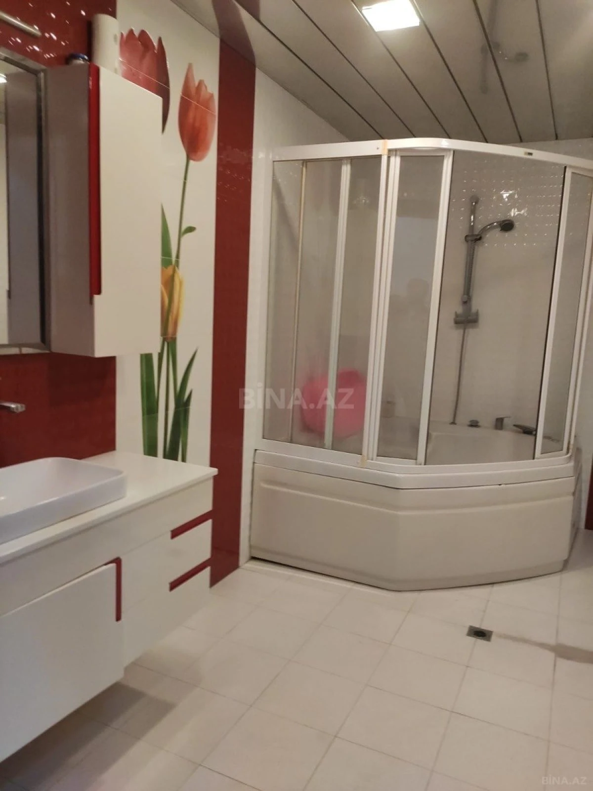 Satılır 3 otaqlı mənzil 115 m²