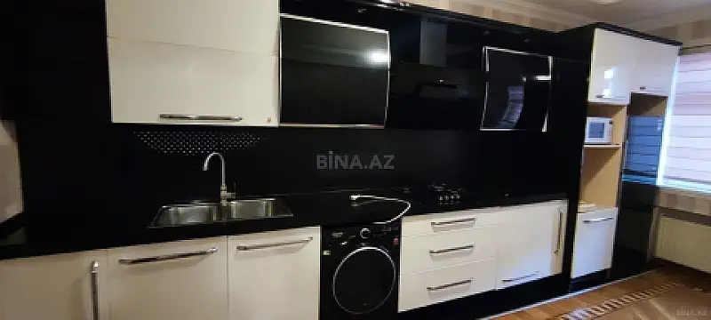Kirayə verilir 3 otaqlı mənzil 100 m² — Bakı 3 otaq 100.00 m²
