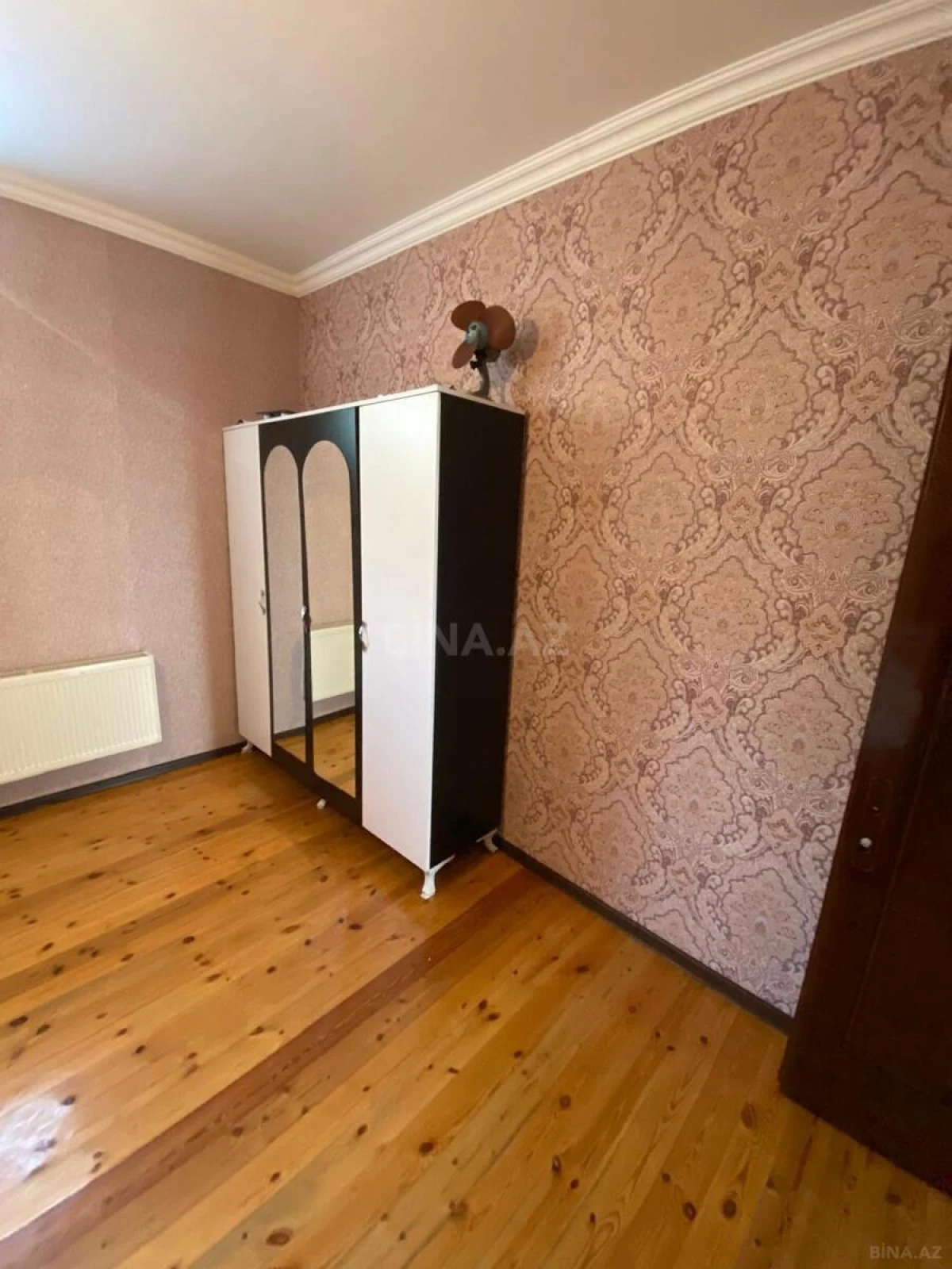 Satılır 7 otaqlı həyət evi 315 m²