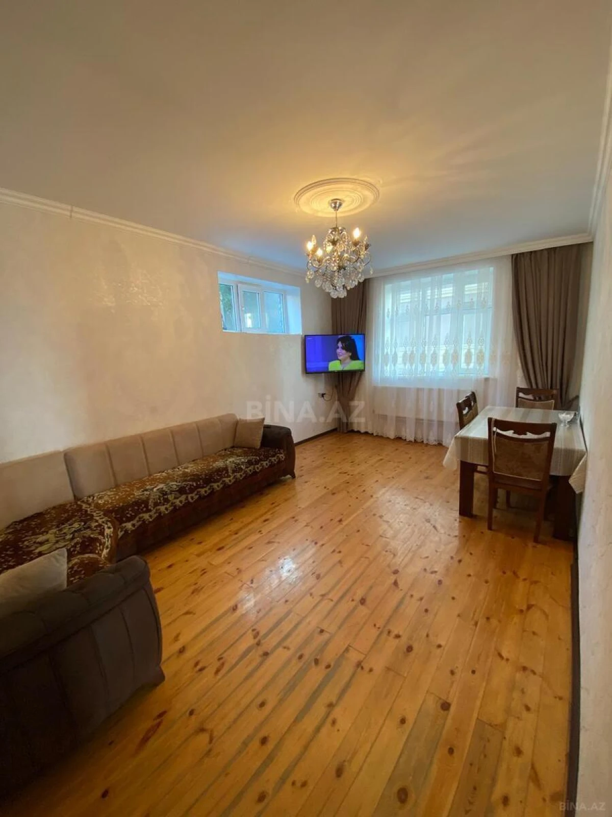 Satılır 7 otaqlı həyət evi 315 m²