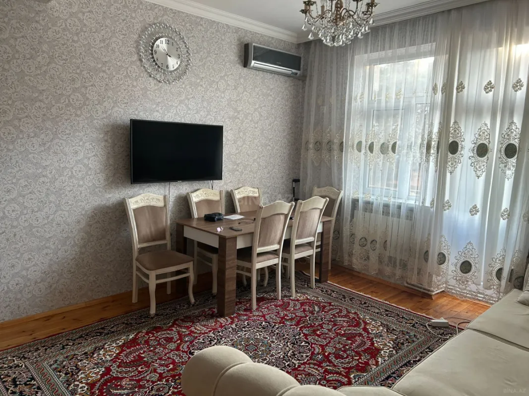 Satılır 2 otaqlı mənzil 75 m²