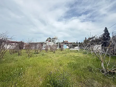 Satılır torpaq sahəsi 16 m²