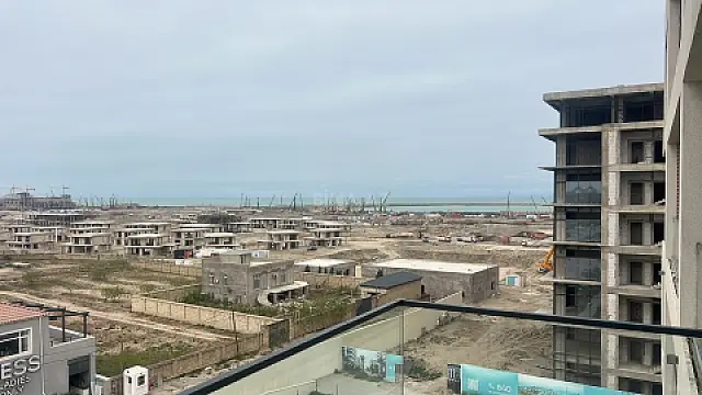 Kirayə verilir 2 otaqlı mənzil 98 m²