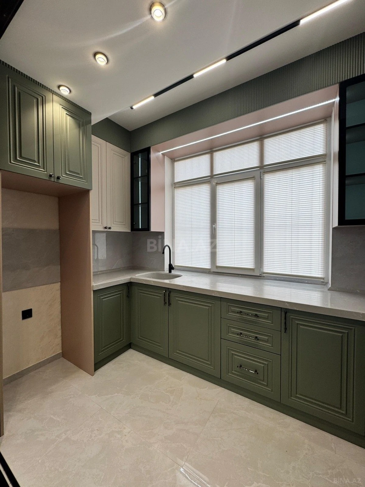 Satılır 3 otaqlı mənzil 90 m²