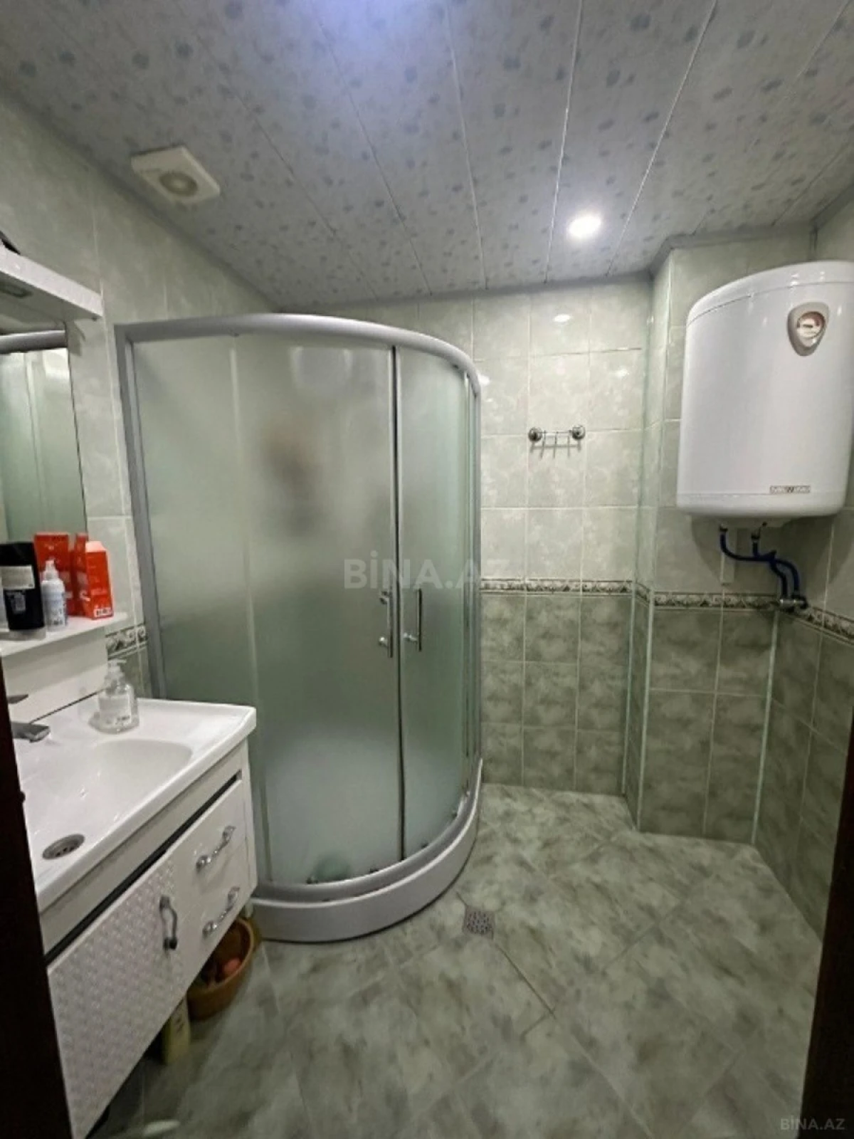 Satılır 2 otaqlı mənzil 100 m²