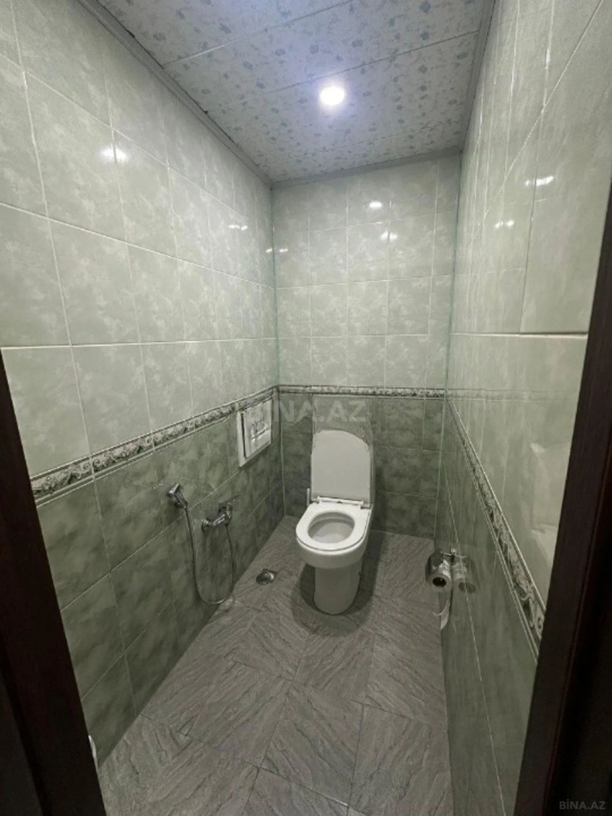 Satılır 2 otaqlı mənzil 100 m²