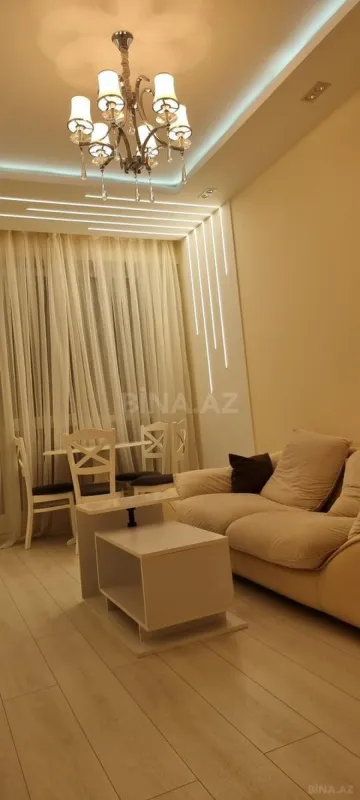 Kirayə verilir 2 otaqlı mənzil 50 m²