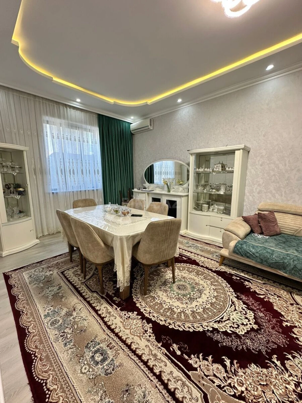 Kirayə verilir 4 otaqlı həyət evi 180 m²