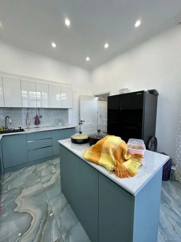 Kirayə verilir 4 otaqlı həyət evi 180 m²