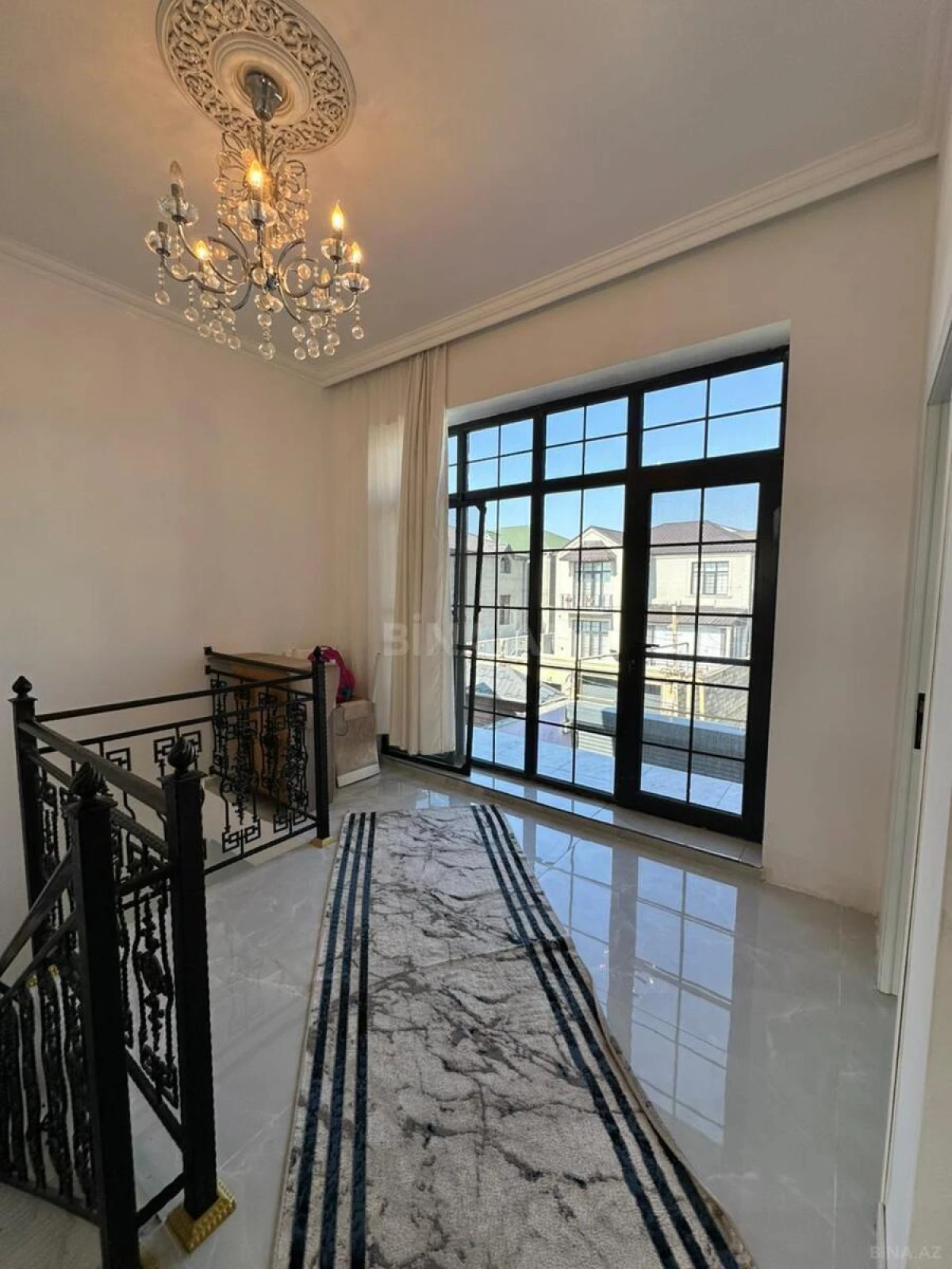 Kirayə verilir 4 otaqlı həyət evi 180 m²
