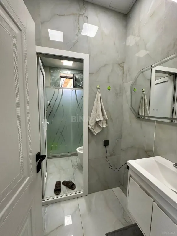 Kirayə verilir 4 otaqlı həyət evi 180 m²