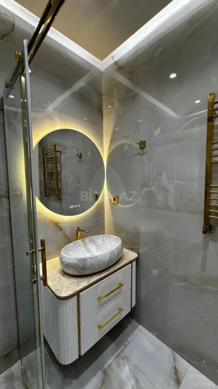 Satılır 2 otaqlı mənzil 74 m²