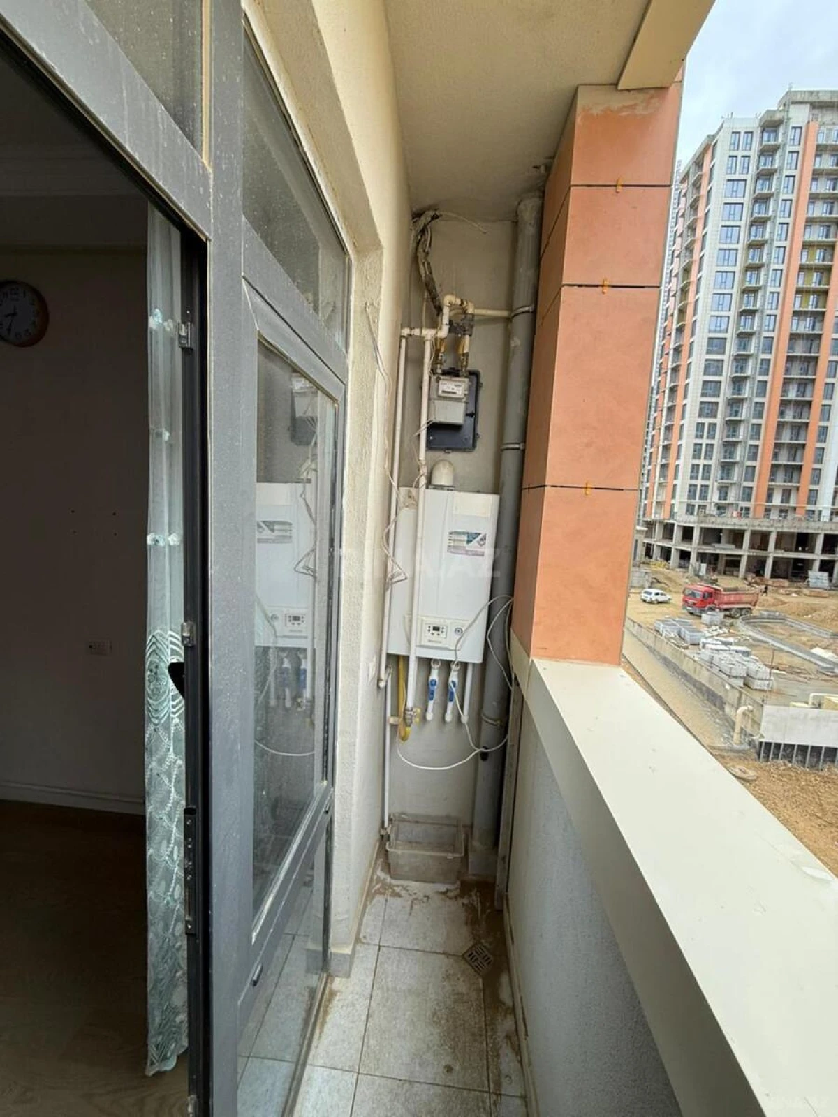 Satılır 2 otaqlı mənzil 44 m²