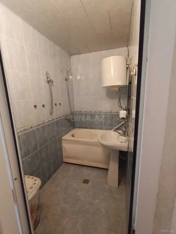 Kirayə verilir 2 otaqlı mənzil 70 m²
