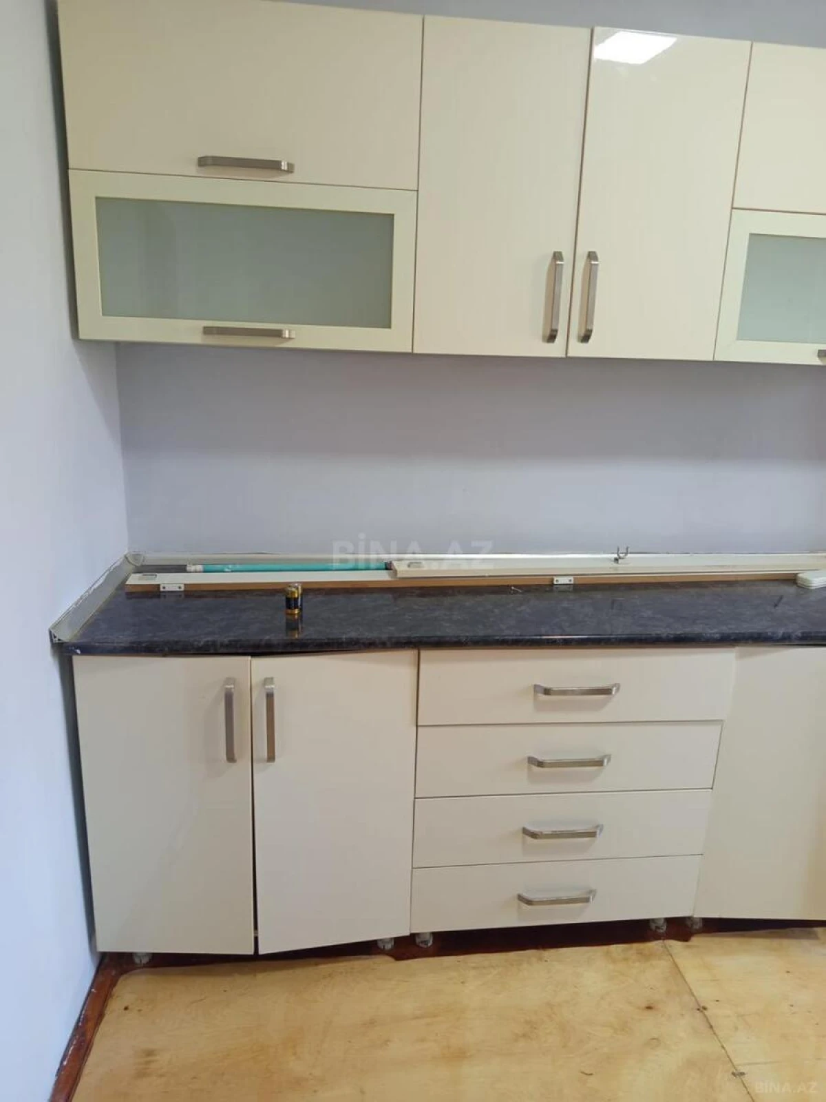 Satılır 3 otaqlı mənzil 100 m²